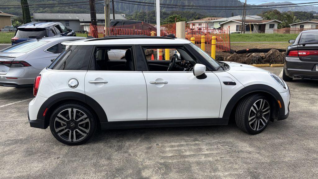 used 2024 MINI Hardtop car, priced at $28,995