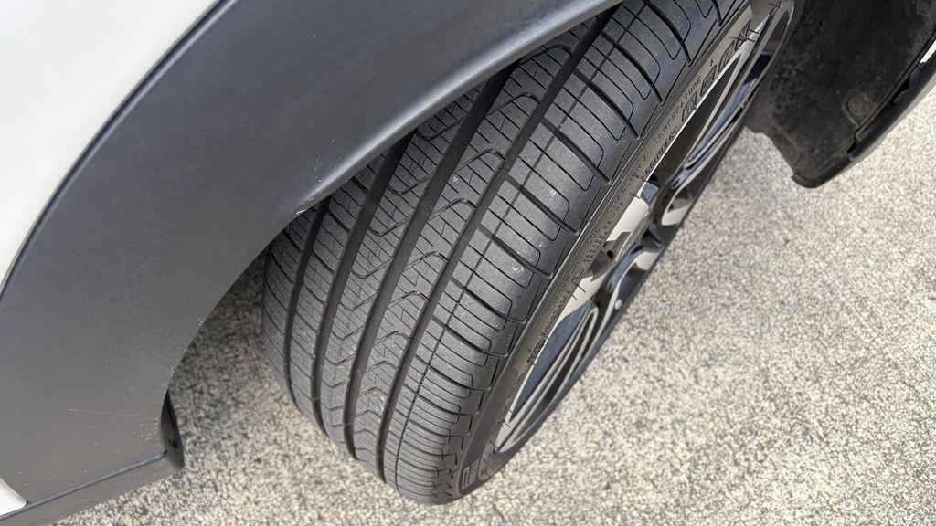 used 2024 MINI Hardtop car, priced at $28,995