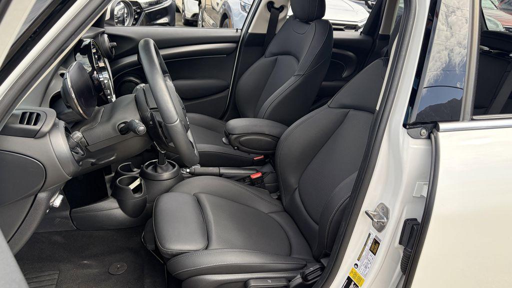 used 2024 MINI Hardtop car, priced at $28,995