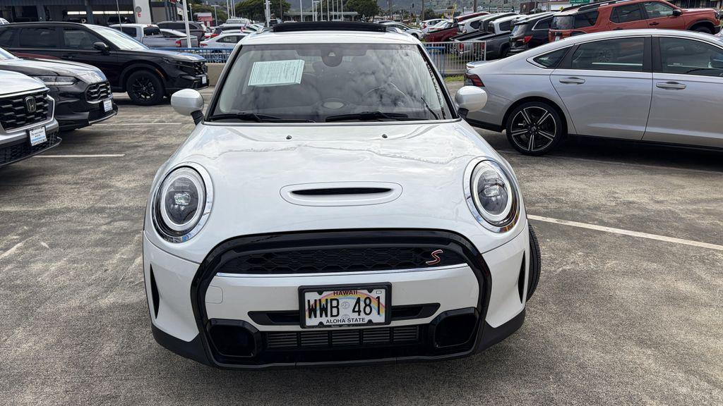 used 2024 MINI Hardtop car, priced at $28,995