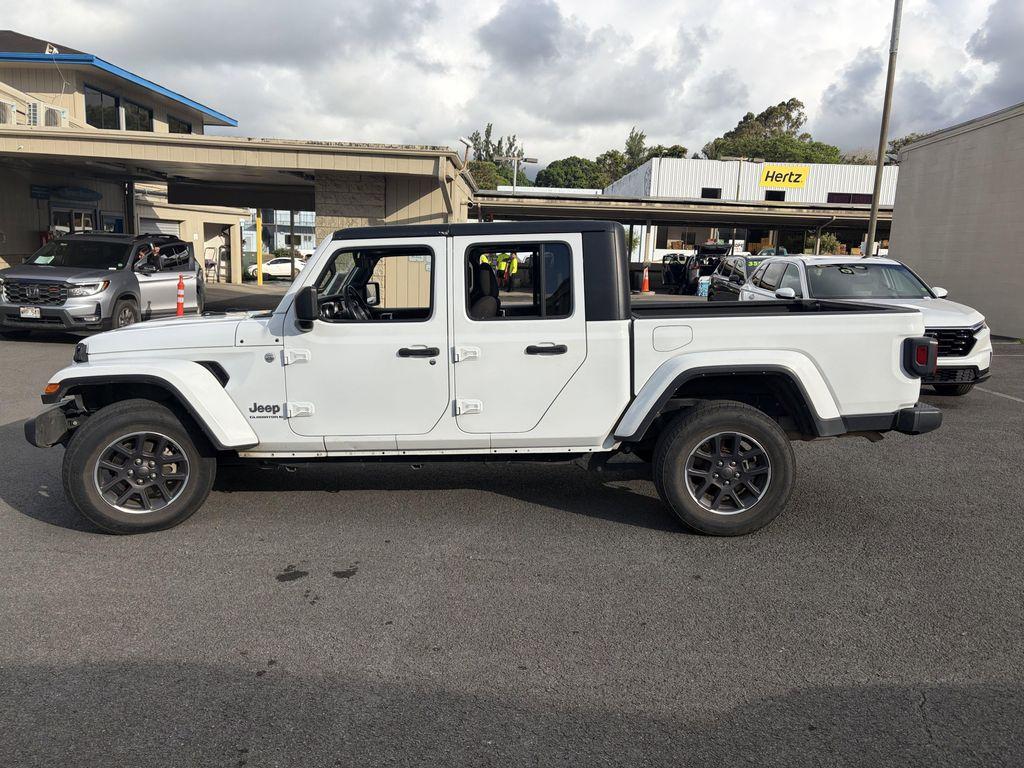 used 2023 Jeep Gladiator car, priced at $31,909