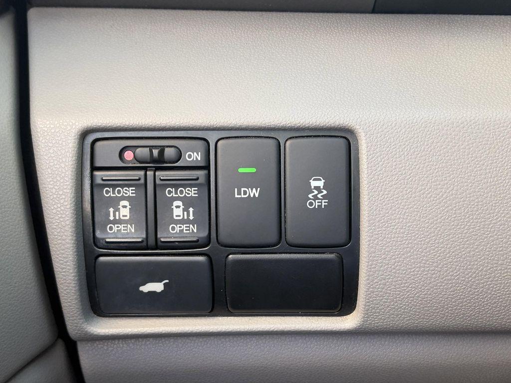used 2015 Honda Odyssey car, priced at $13,995