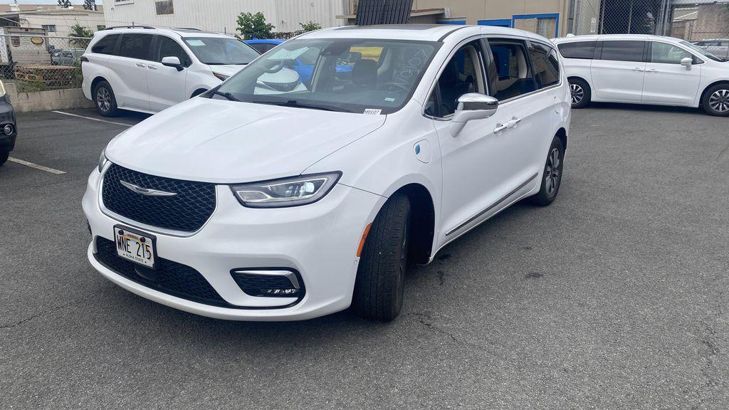 used 2022 Chrysler Pacifica Hybrid car, priced at $24,998