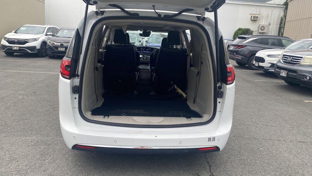 used 2022 Chrysler Pacifica Hybrid car, priced at $24,998