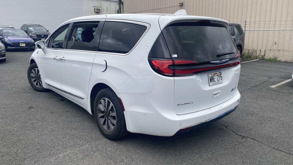 used 2022 Chrysler Pacifica Hybrid car, priced at $24,998