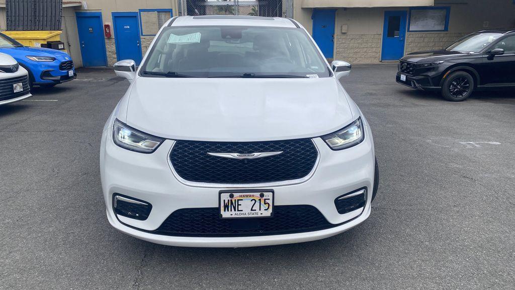 used 2022 Chrysler Pacifica Hybrid car, priced at $24,998