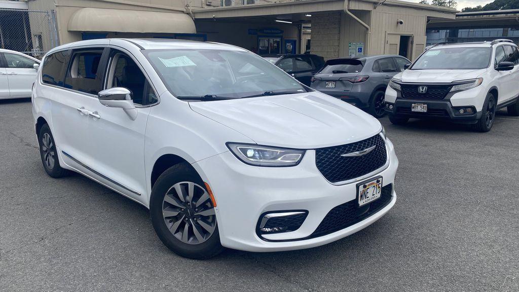 used 2022 Chrysler Pacifica Hybrid car, priced at $26,588
