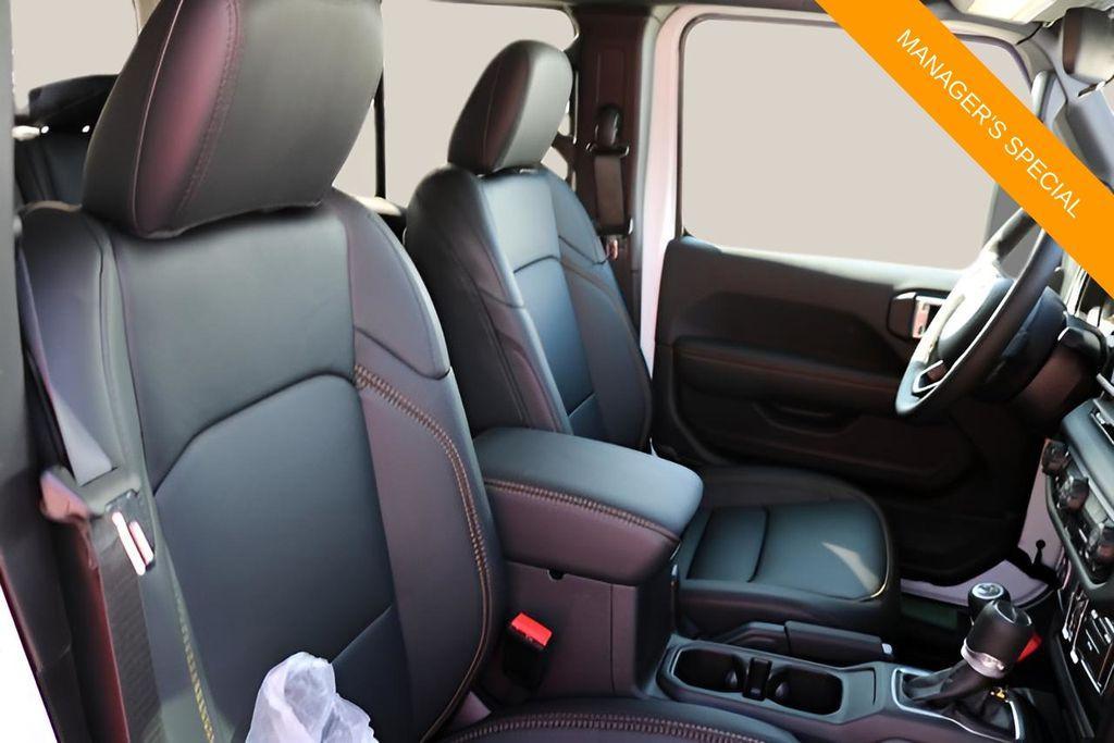 new 2026 Jeep Gladiator car, priced at $42,846