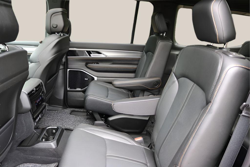 new 2026 Jeep Grand Wagoneer car, priced at $76,116
