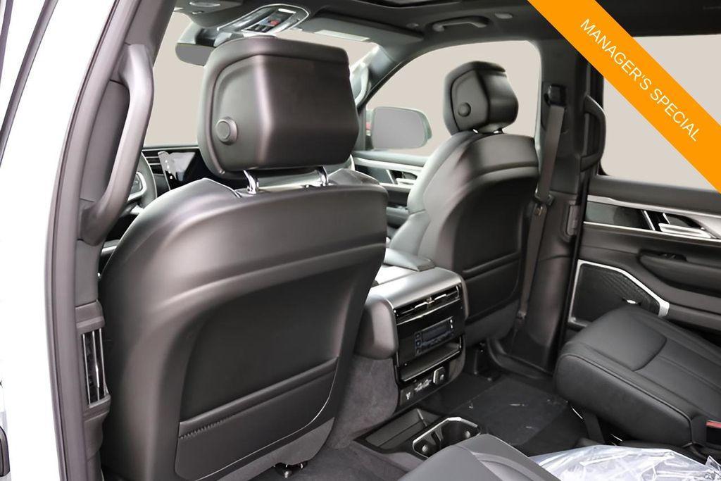 new 2025 Jeep Wagoneer L car, priced at $69,084