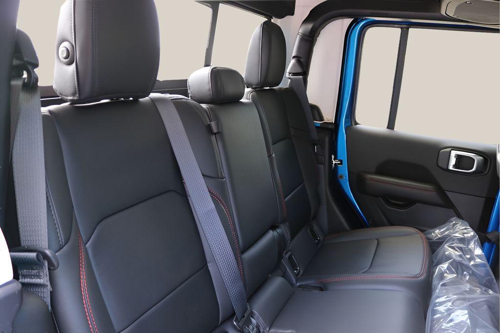 new 2026 Jeep Gladiator car, priced at $58,479