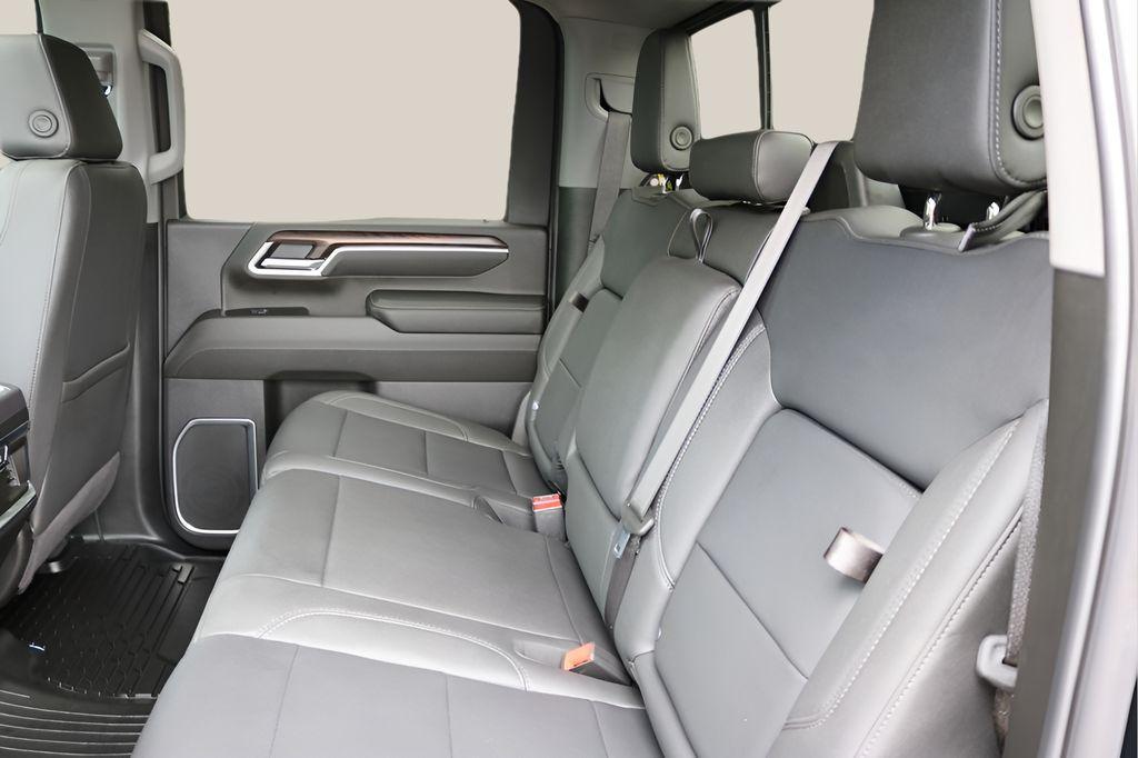 used 2025 GMC Sierra 2500 car, priced at $75,212