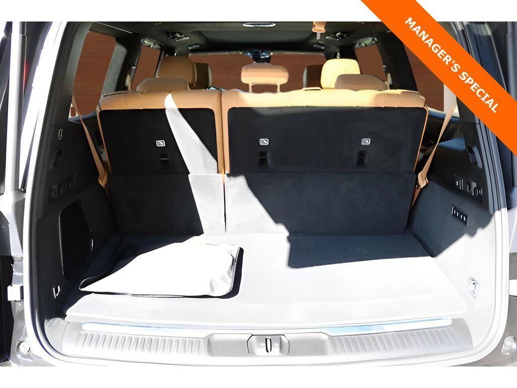 new 2025 Jeep Grand Wagoneer car, priced at $99,933