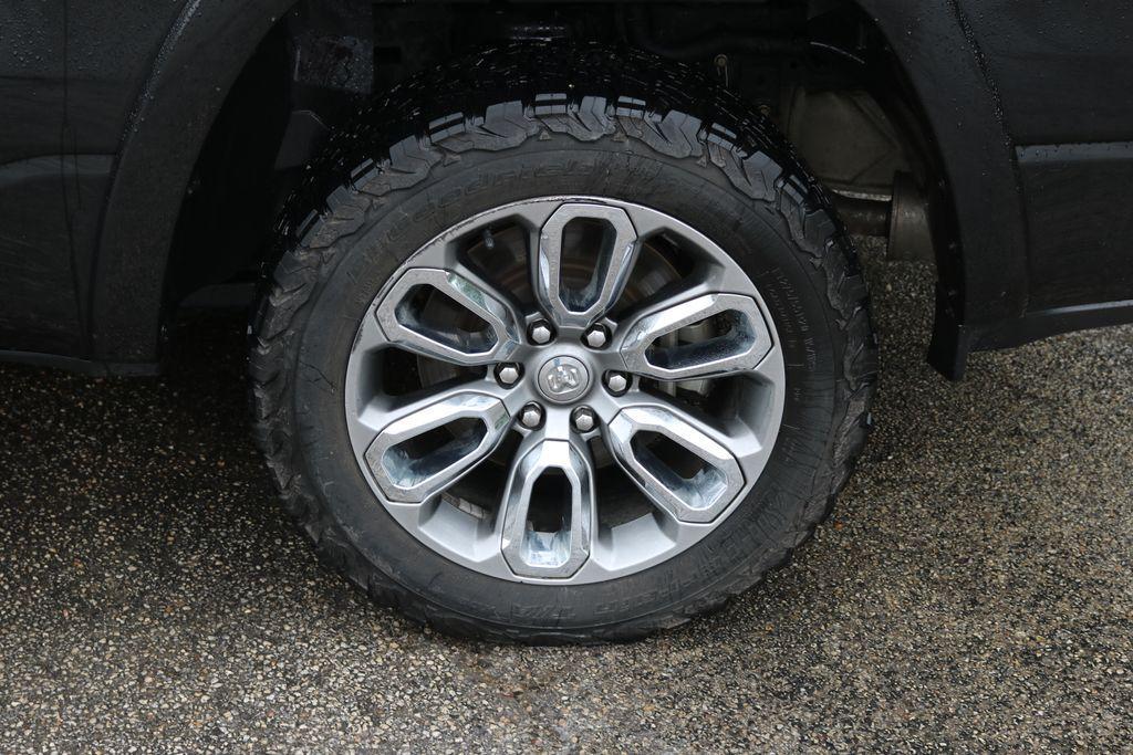 used 2020 Ram 1500 car, priced at $34,018