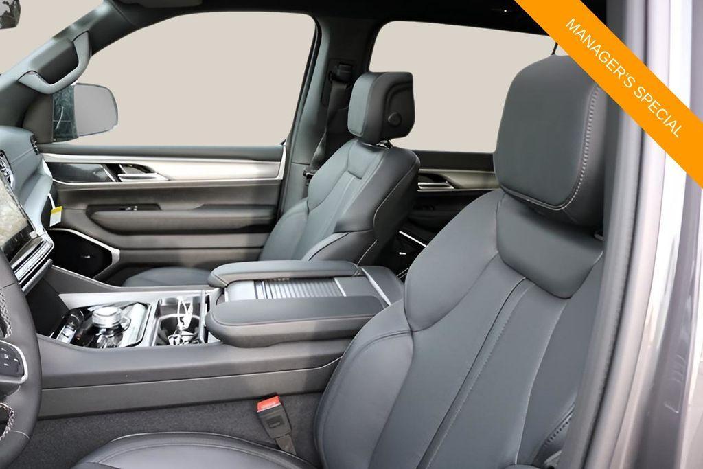 new 2026 Jeep Grand Wagoneer car, priced at $70,107