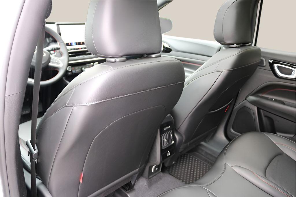 new 2026 Jeep Compass car, priced at $33,771