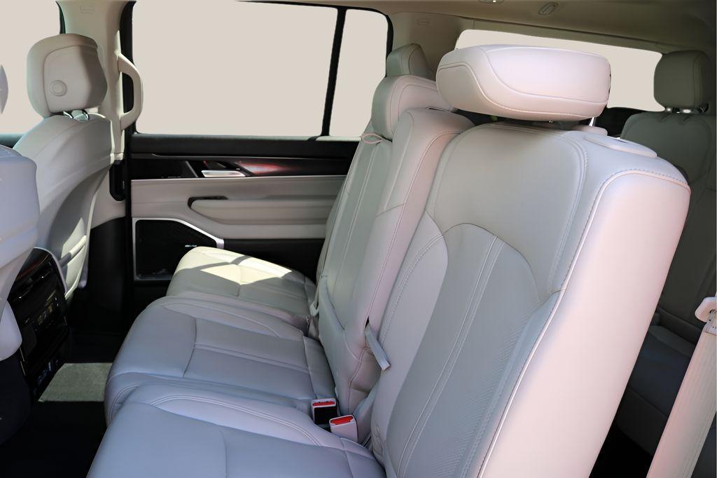 used 2024 Jeep Wagoneer car, priced at $44,117