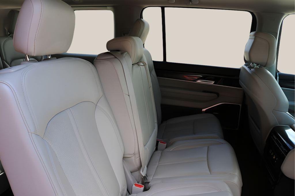 used 2024 Jeep Wagoneer car, priced at $44,117