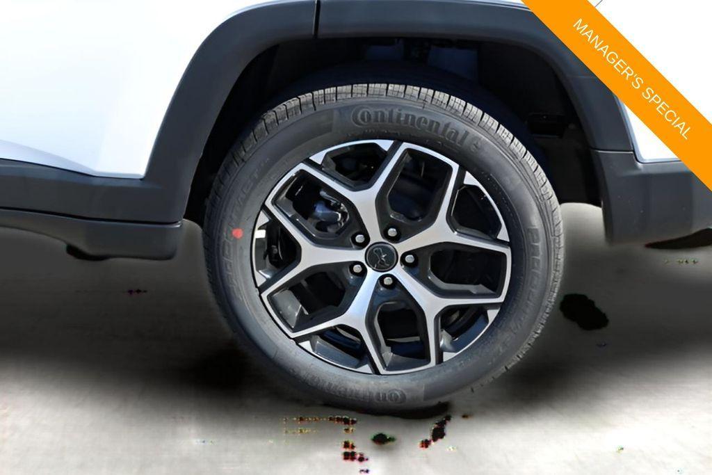 new 2026 Jeep Compass car, priced at $29,653