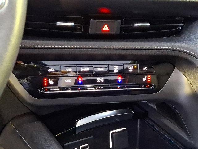 used 2023 Buick Envision car, priced at $29,900