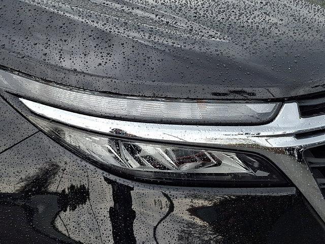 used 2024 Chevrolet Equinox car, priced at $22,990