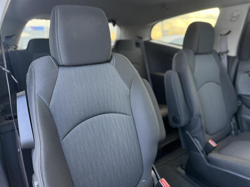 used 2015 Chevrolet Traverse car, priced at $6,490