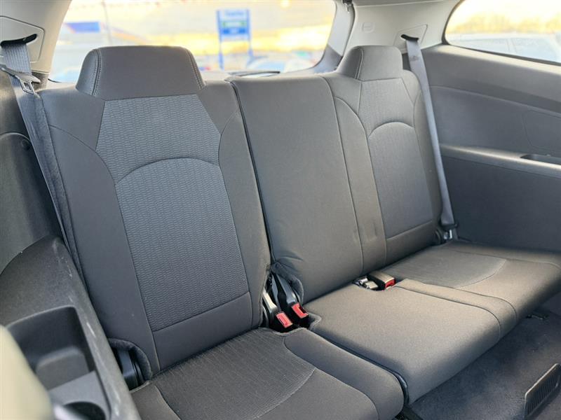 used 2015 Chevrolet Traverse car, priced at $6,490