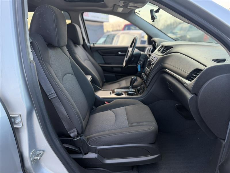 used 2015 Chevrolet Traverse car, priced at $6,490