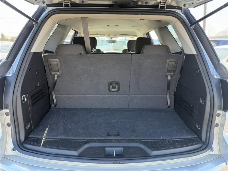 used 2015 GMC Acadia car, priced at $6,992