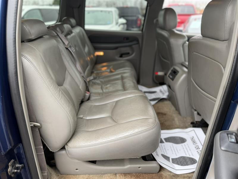 used 2003 Chevrolet Suburban car, priced at $3,992