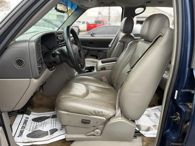 used 2003 Chevrolet Suburban car, priced at $3,992