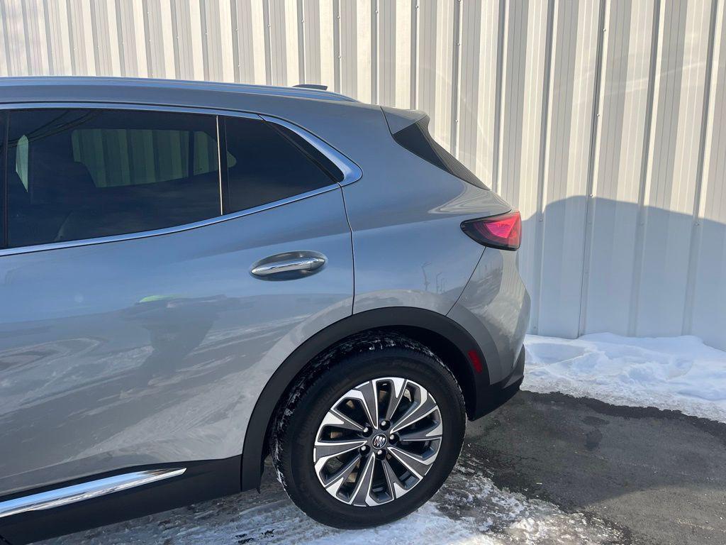 used 2025 Buick Envision car, priced at $26,750