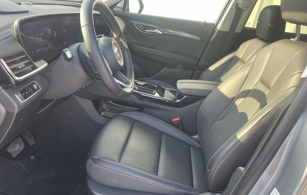 used 2025 Buick Envision car, priced at $26,750