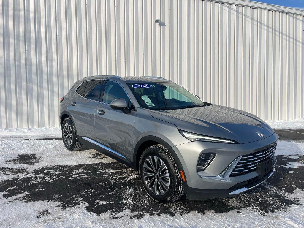 used 2025 Buick Envision car, priced at $26,750