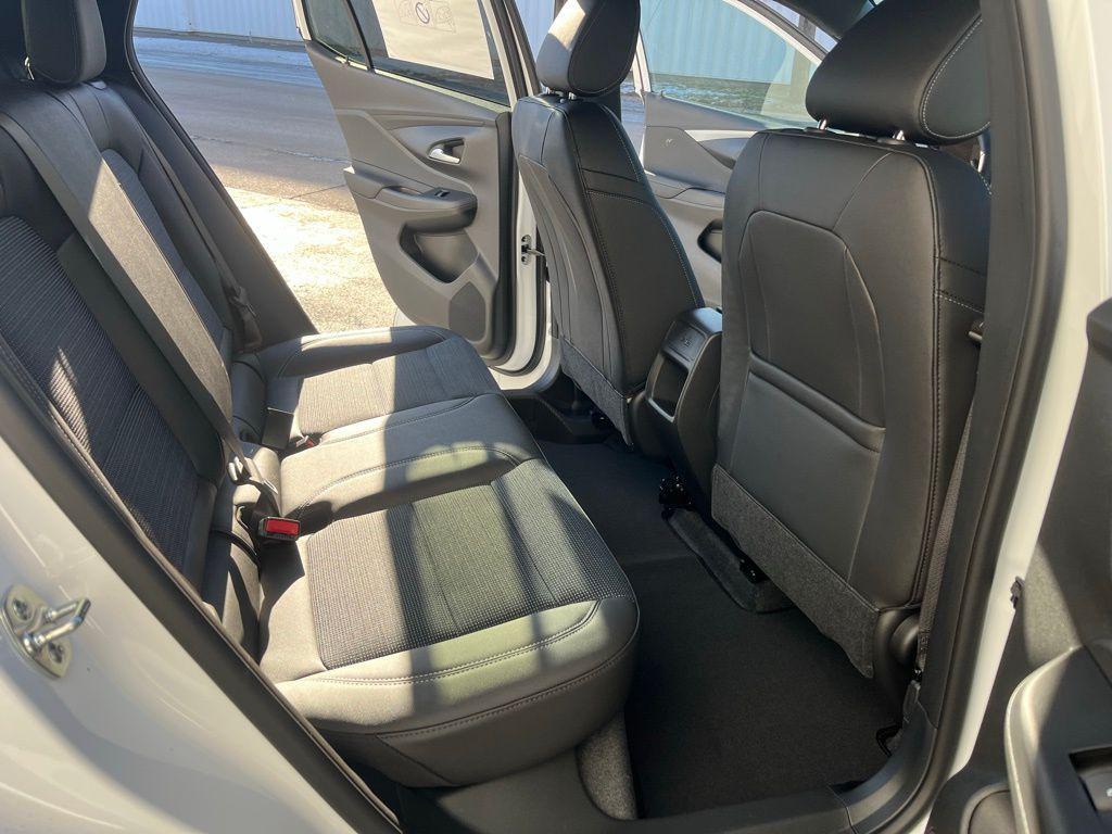 new 2026 Buick Envista car, priced at $28,180