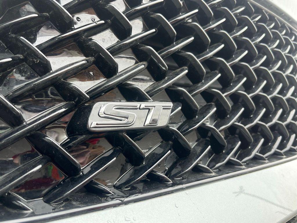 new 2026 Buick Envision car, priced at $47,765