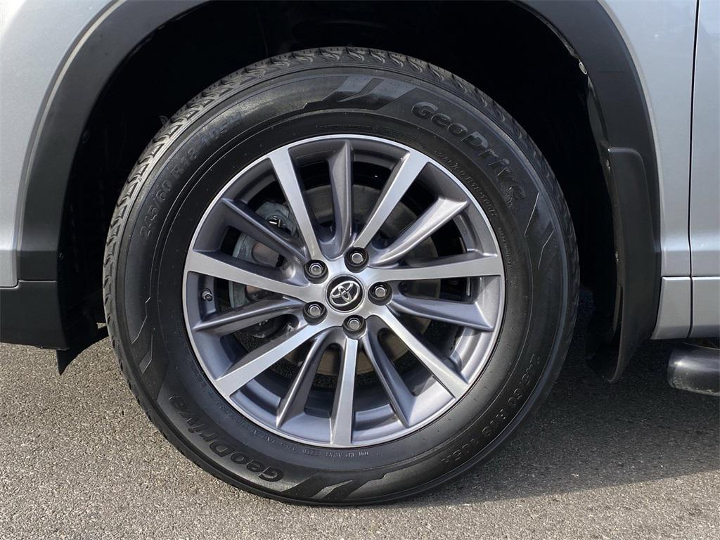 used 2018 Toyota Highlander car, priced at $24,500