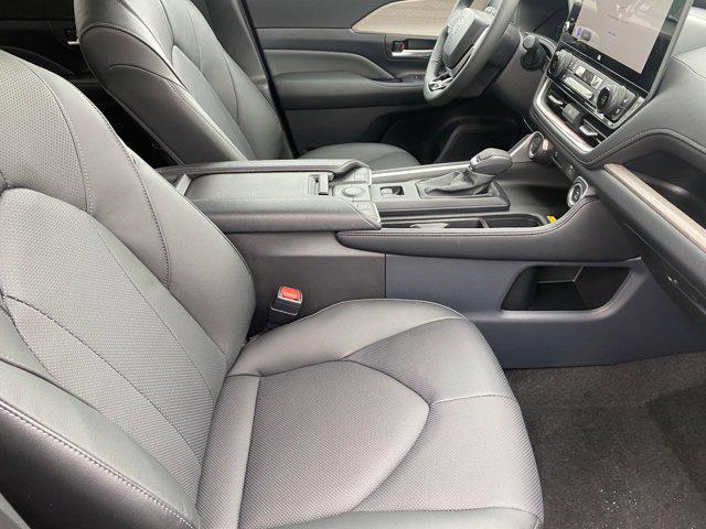 new 2026 Toyota Grand Highlander Hybrid car, priced at $60,351