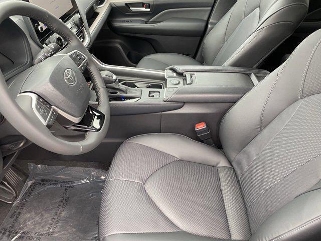 new 2026 Toyota Grand Highlander Hybrid car, priced at $60,351