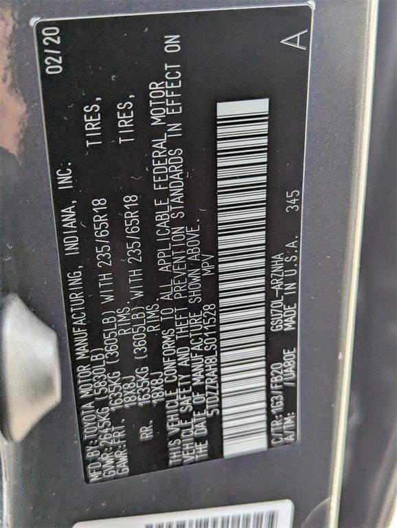 used 2020 Toyota Highlander car, priced at $28,300