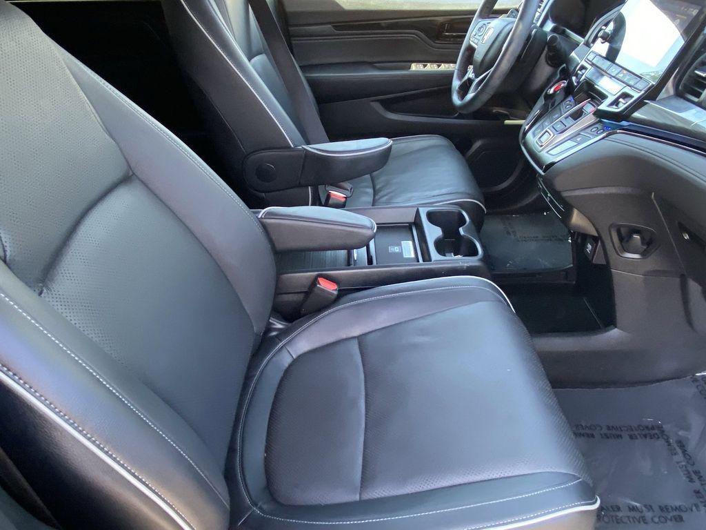 used 2024 Honda Odyssey car, priced at $40,500