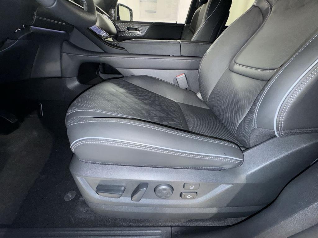 new 2026 INFINITI QX80 car, priced at $103,365