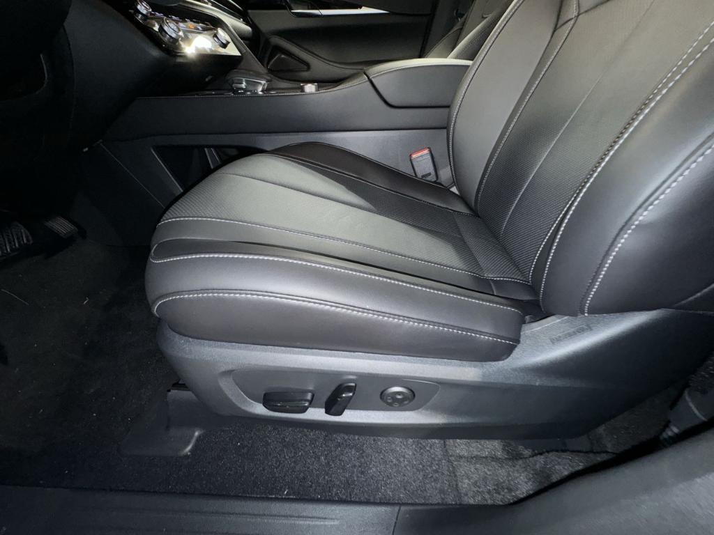 used 2025 INFINITI QX60 car, priced at $39,998