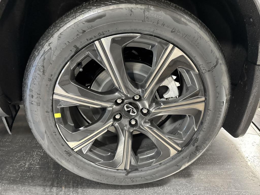 new 2026 INFINITI QX60 car, priced at $61,873