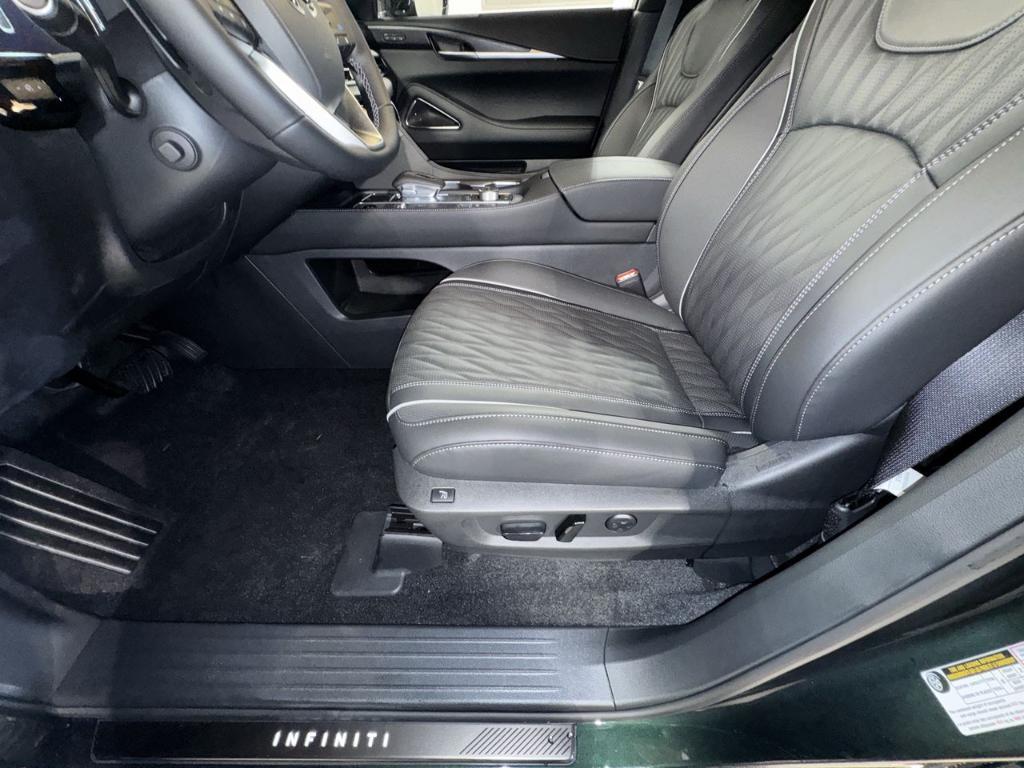 new 2026 INFINITI QX60 car, priced at $63,125