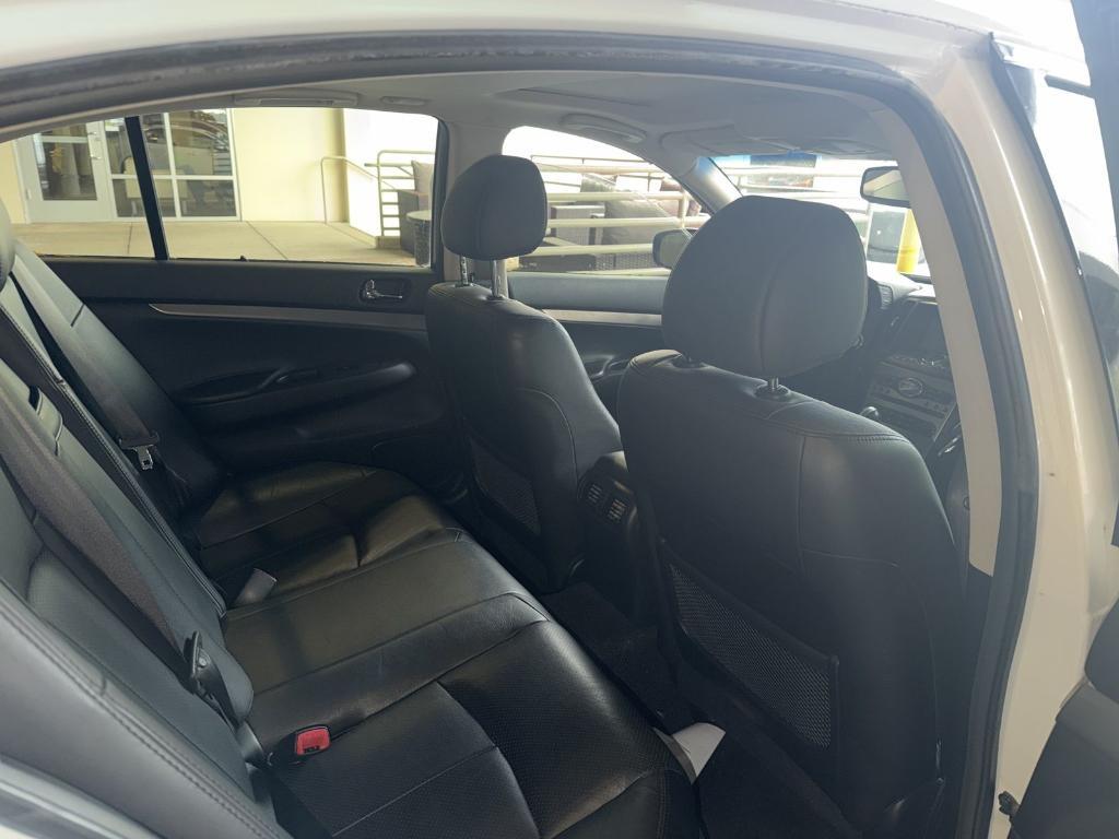 used 2015 INFINITI Q40 car, priced at $14,995