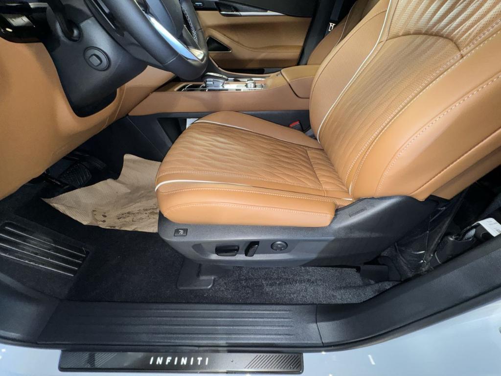 new 2026 INFINITI QX60 car, priced at $63,121