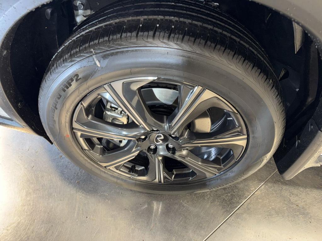 new 2026 INFINITI QX60 car, priced at $63,121