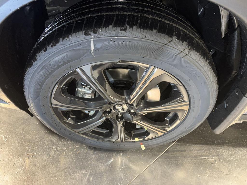 new 2026 INFINITI QX60 car, priced at $62,661