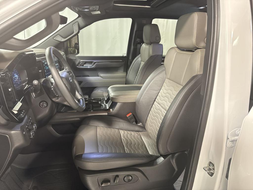 used 2024 Chevrolet Silverado 1500 car, priced at $57,553